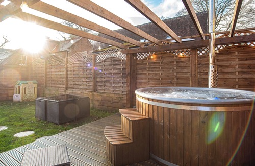 Burwarton Cottage | The Old School House 1-UK32061