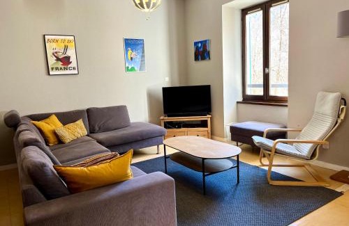 Venosc Apartment | The Old School House, Les Ougiers
