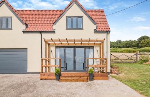 Cheddar House | The Old Stable At Henley View