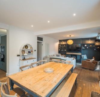 Trefriw House | The Old Tearoom At Ty Llywelyn By Birch Stays