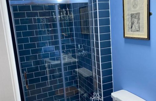 Gloucester House | The old vicarage coach house