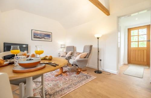 Pentlow House | The Old Woodstore