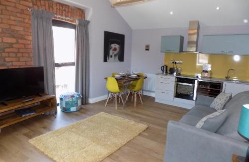 Carlisle Apartment | The Old Wool House Apartments