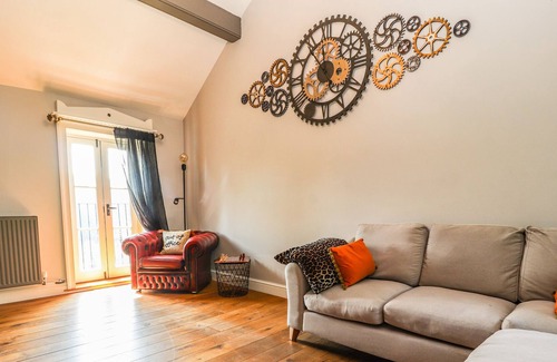 Ironbridge Cottage | THE OLDE DRILL HOUSE, pet friendly in Ironbridge