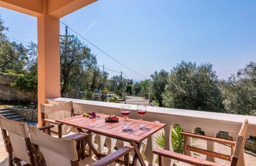 Spartylas House | The Olive Grove Cottage by Konnect - 2,5km from Ipsos
