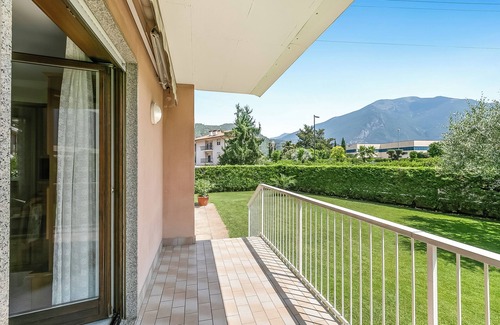 Arco Apartment | The Olive Tree Garden With Mountain View, Arco, Italy