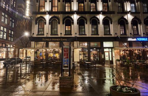 Downtown Knoxville Hotel | The Oliver Hotel Knoxville, by Oliver
