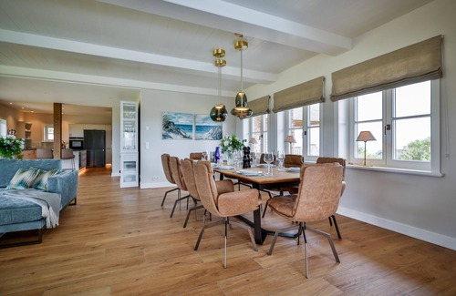 List House | “The One” – Dream Home Under Thatch, Between Wadden Sea & North Sea