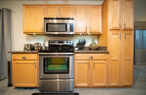 Springer Ranch House | THE ONE! Spa⁕Heated Pool⁕Fire Pit ⁕Putting Green