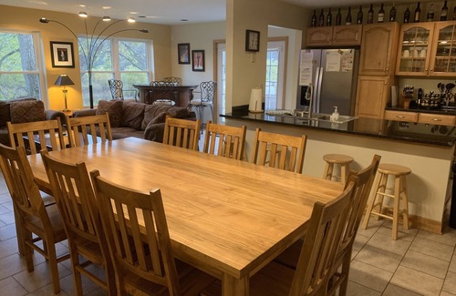 Ellicottville Villa | The open layout Crown Suite walkable to restaurants and Holiday Valley.