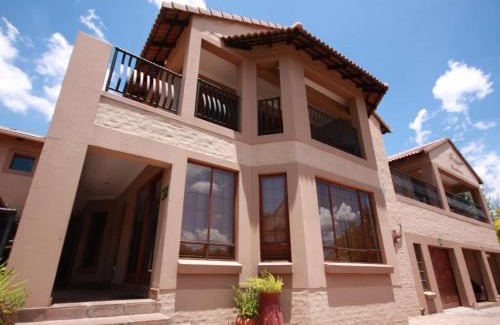 Middelburg House | The Orion