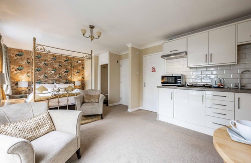 Cromer Cottage | The Orpington Garden Studio | The Eiders