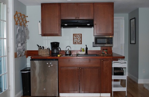 Barnstable Apartment | ★ The Osprey Nest Suite ★ Private Entrance & Bath ★