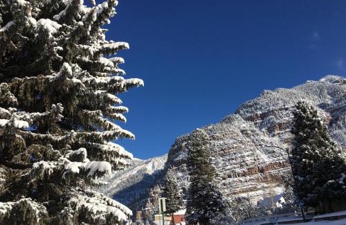 Ouray Hotel | The Ouray Main Street Inn