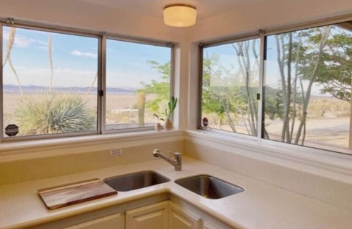 Panorama Heights House | The Outpost Joshua Tree: Hot Tub, GameRoom, JTNP