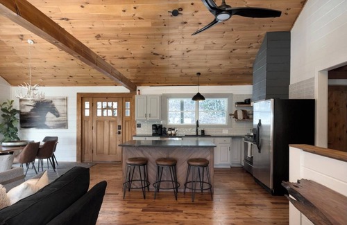 Fairview Cabin | The Outpost, on Little Pisgah Mountain - a Secluded Modern Cabin Oasis