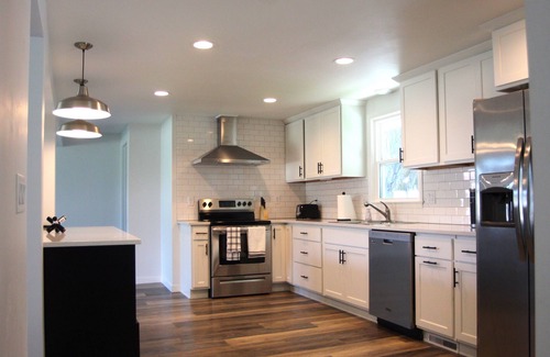 Ashwaubenon House | The Packer Pad