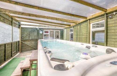 Alford House | The Paddock