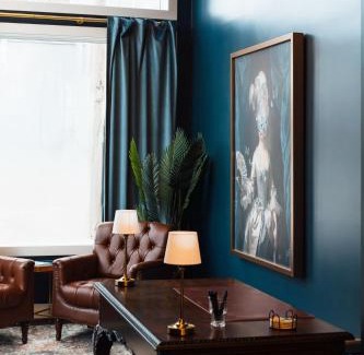 Five Points South Hotel | The Painted Lady