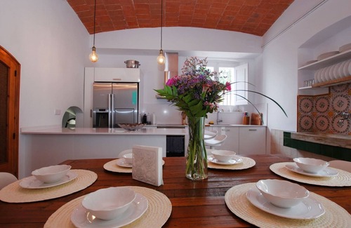 Vilassar de Mar Ski Chalet | The painter's home · Charming house w/terrace, sea views & 2 min beach