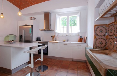 Vilassar de Mar Ski Chalet | The painter's home · Charming house w/terrace, sea views & 2 min beach