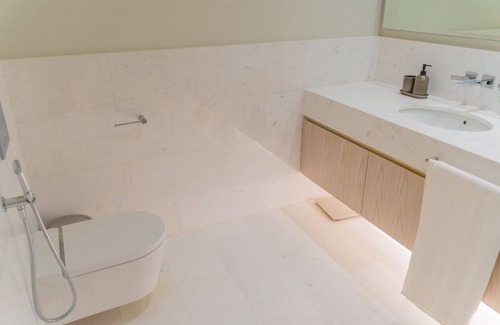 Deira Apartment | The Palm Tower Dubai