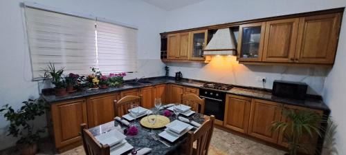Qawra House | The Palm Villa