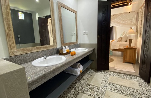 Batu Bolong Hotel | The Palms Canggu