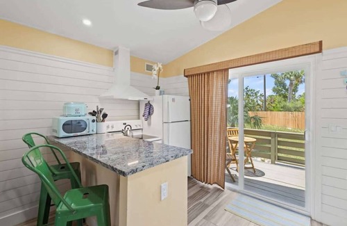Sanibel House | The Palms Cottage Three- A Green Haven on Sanibel's East End