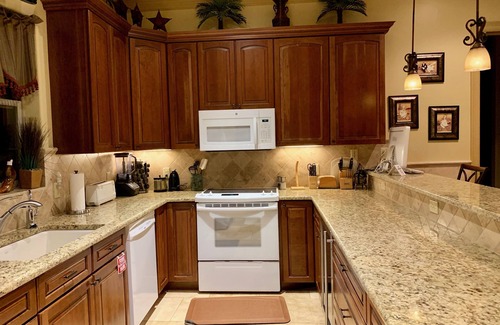 Comanche Trail House | The Palms - Waterfront with Dock/Near Oasis/Close to town/Pool Table/Hot Tub