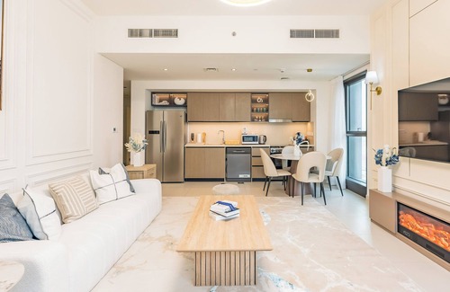 Downtown Dubai Apartment | the 'Paris' condo
