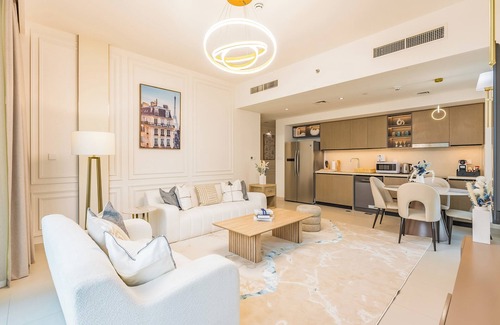 Downtown Dubai Apartment | the 'Paris' condo