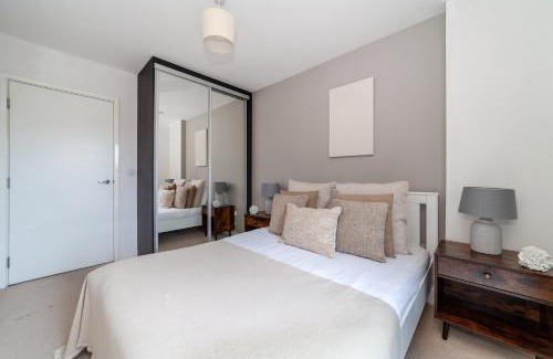 Park Royal Apartment | The Park Royal Collection