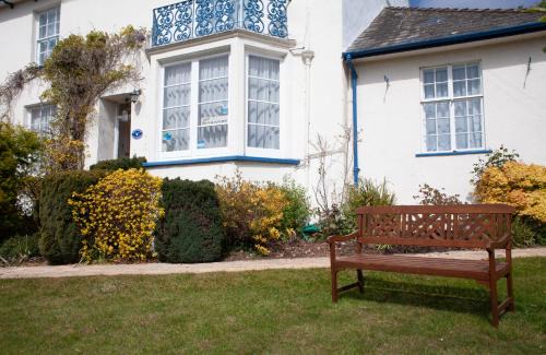 Minehead House | The Parks Guest House