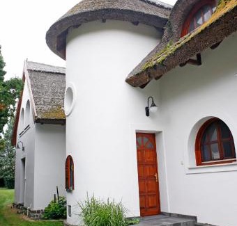 Szigliget Villa | The Pearl of Balaton
