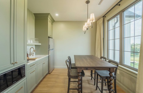 St. Mary's Apartment | The Penrose Suites