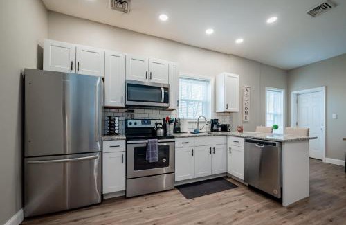 Wilmington Apartment | The Penthouse at Park Place King bed fast WIFI and free coffee