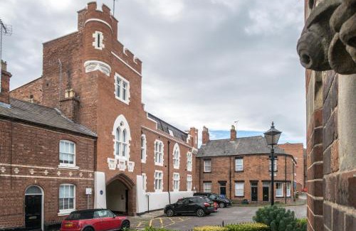 Chester Apartment | The Penthouses, 8 Albion Mews
