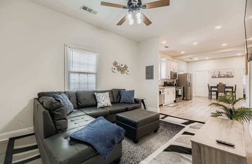 Peoplestown House | The Peoples Retreat S