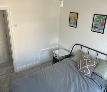 Altofts House | The Perfect Bedroom to Rent
