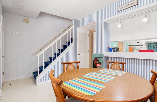 Myrtle Beach House | The Perfect Blend of Comfort and Convenience, Just steps from the Beach