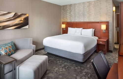 Laguna Hills Hotel | The Perfect Property! Pet Friendly and Close to Beach and Attractions!