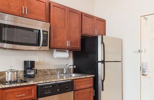 Northeast El Paso House | The Perfect Room for Your Next Staycation!