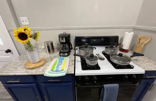 San Antonio House | The Perfect Spot! - Free Parking & Patio