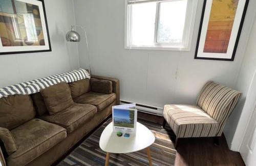 Bloomfield House | The Picton: Beautiful Couple's Getaway in PEC
