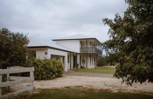 Connewarre House | The Pines Barwon Heads
