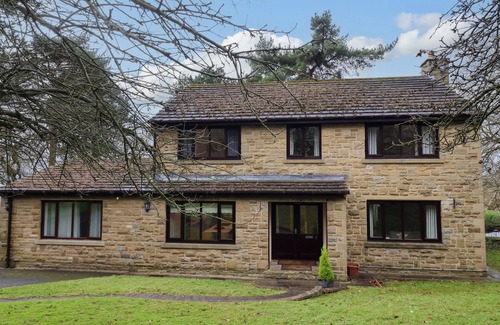 Skipton Cottage | THE PINES, pet friendly, character holiday cottage in Skipton