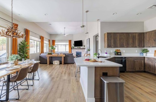 Williams House | The Pines & Putters Retreat