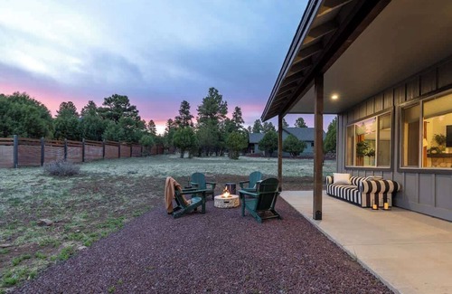 Williams House | The Pines & Putters Retreat