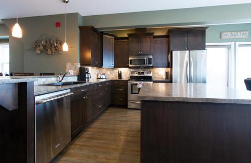 Silver Star Mountain Apartment | The Pinnacles Suites & Townhomes